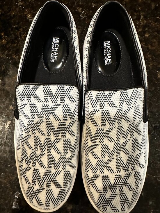 Michael Kors Shoes - Michael Kors Keaton Slip On Sneakers Black White Mesh Women's Size 7M HX19G